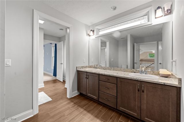 32557 Muirfield Drive, Avon Lake, OH 44012