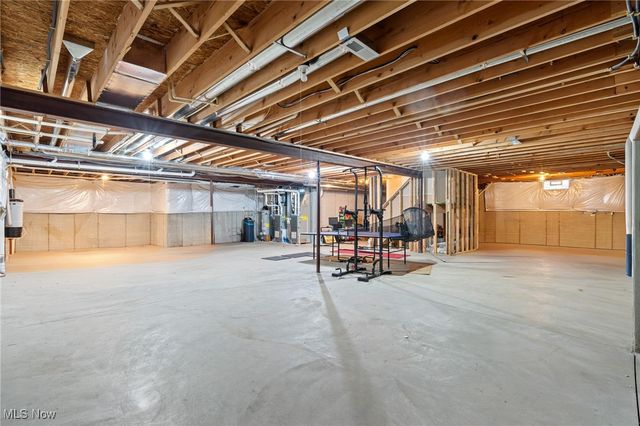 32557 Muirfield Drive, Avon Lake, OH 44012