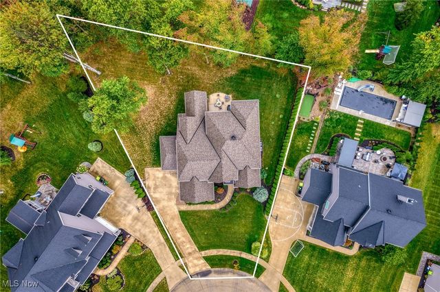 32557 Muirfield Drive, Avon Lake, OH 44012