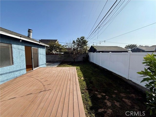 14621 Fonthill Avenue, Hawthorne, CA 90250