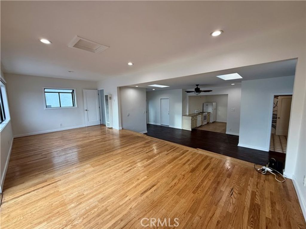 14621 Fonthill Avenue, Hawthorne, CA 90250