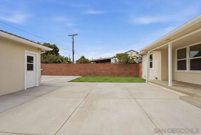 6593 Delfern St, San Diego, CA 92120