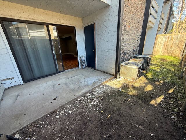 5840 Spring Valley Road 205, Dallas, TX 75254