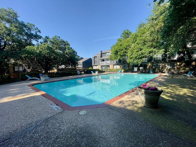 5840 Spring Valley Road 205, Dallas, TX 75254