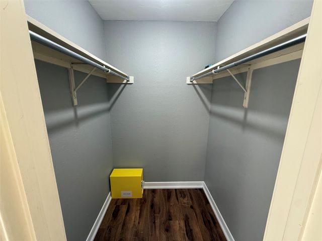 5840 Spring Valley Road 205, Dallas, TX 75254