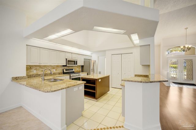 3149 Marcus Pointe Blvd, Pensacola, FL 32505