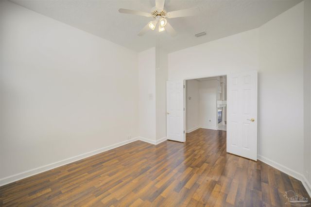 3149 Marcus Pointe Blvd, Pensacola, FL 32505