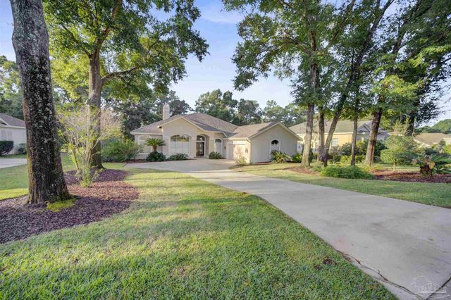 3149 Marcus Pointe Blvd, Pensacola, FL 32505