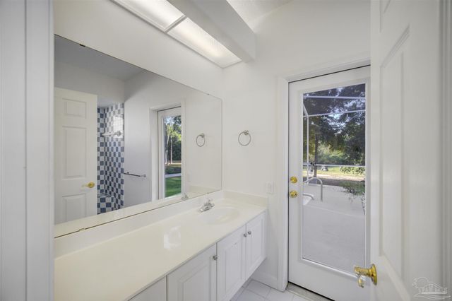 3149 Marcus Pointe Blvd, Pensacola, FL 32505