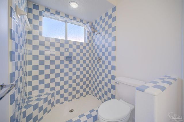 3149 Marcus Pointe Blvd, Pensacola, FL 32505