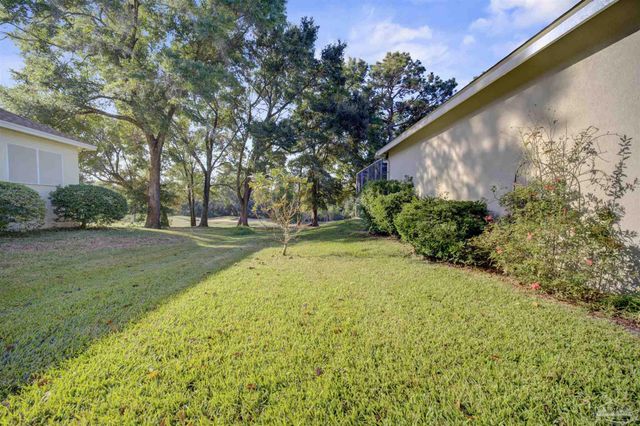 3149 Marcus Pointe Blvd, Pensacola, FL 32505