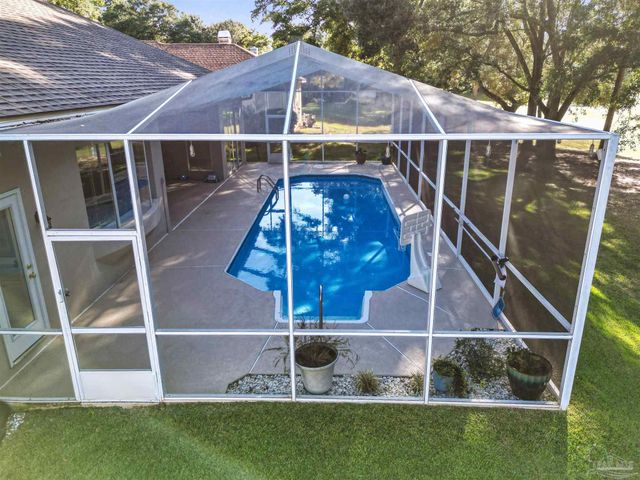 3149 Marcus Pointe Blvd, Pensacola, FL 32505