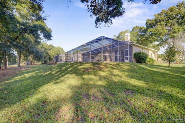 3149 Marcus Pointe Blvd, Pensacola, FL 32505