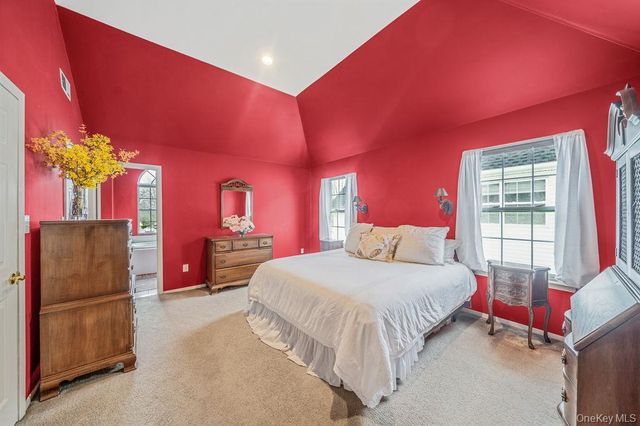 120 Cranberry Court, Melville, NY 11747