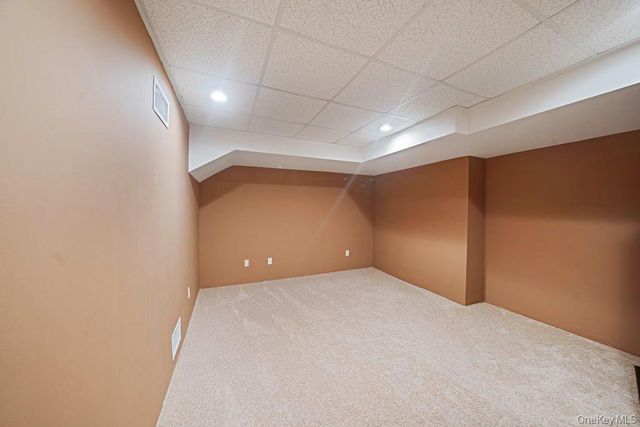 120 Cranberry Court, Melville, NY 11747