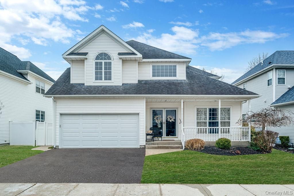 120 Cranberry Court, Melville, NY 11747