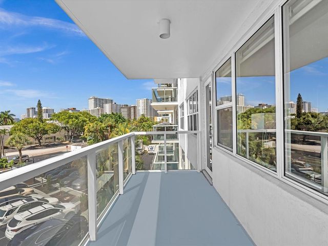 3300 NE 36th Street 302, Fort Lauderdale, FL 33308