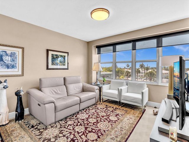 3300 NE 36th Street 302, Fort Lauderdale, FL 33308
