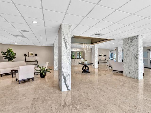 3300 NE 36th Street 302, Fort Lauderdale, FL 33308