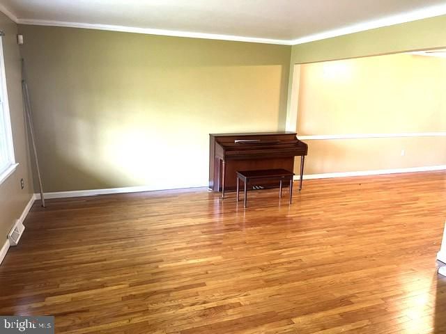 6402 WOODLAND AVE, Pennsauken, NJ 08110