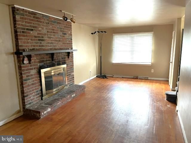 6402 WOODLAND AVE, Pennsauken, NJ 08110