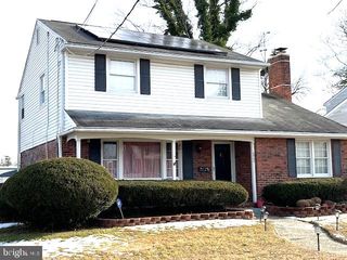 6402 WOODLAND AVE, Pennsauken, NJ 08110
