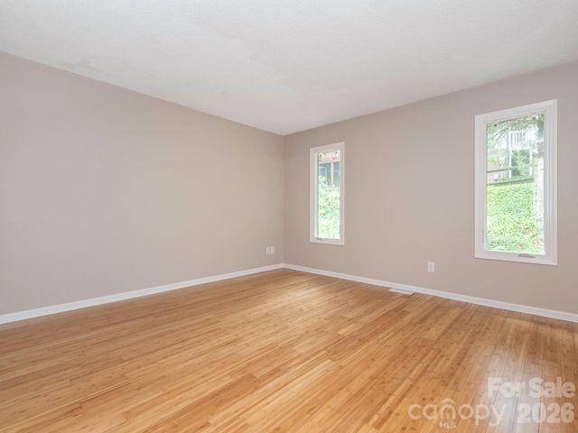 1005 Kenilworth Court NW, Concord, NC 28027