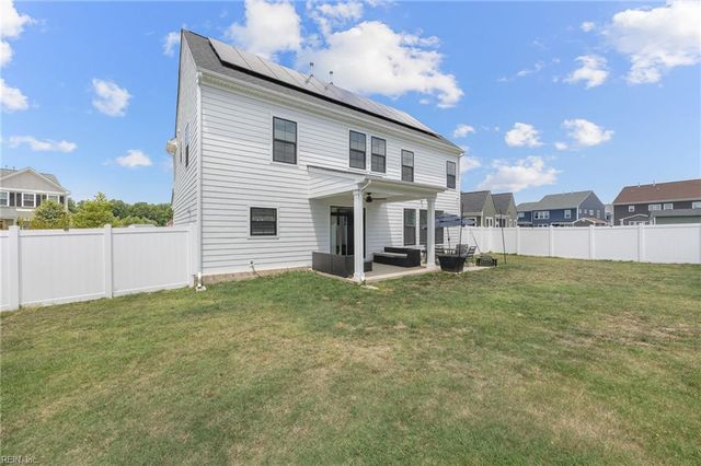 204 McCormick DR, Suffolk, VA 23434