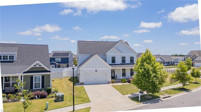 204 McCormick DR, Suffolk, VA 23434