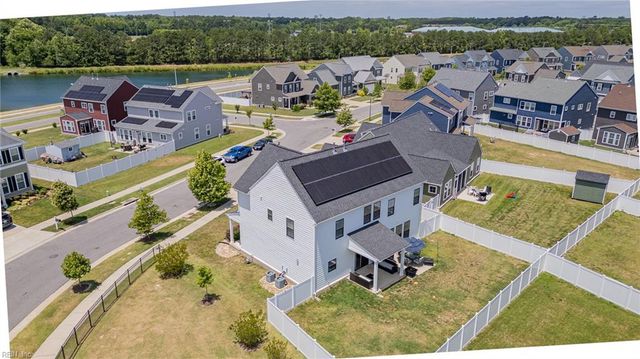 204 McCormick DR, Suffolk, VA 23434
