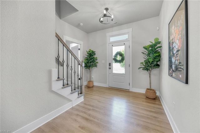 204 McCormick DR, Suffolk, VA 23434