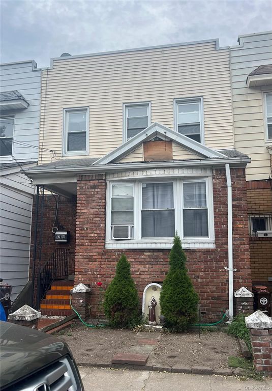 97-28 81 Street, Ozone Park, NY 11416