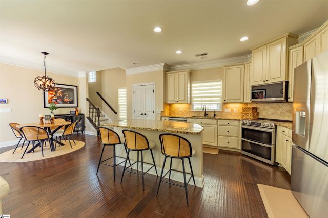 10 Alister Drive, Greenville, SC 29607