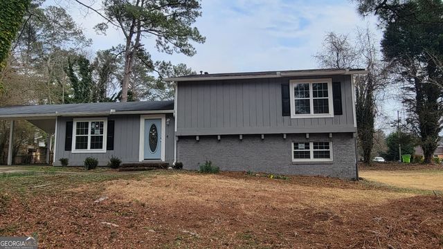 595 Lakeridge Drive SE, Conyers, GA 30094