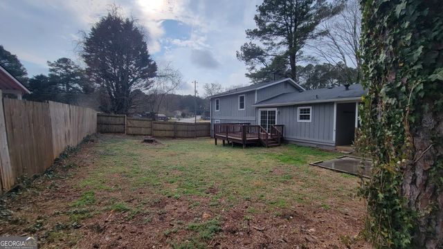 595 Lakeridge Drive SE, Conyers, GA 30094