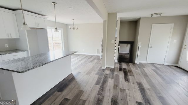 595 Lakeridge Drive SE, Conyers, GA 30094