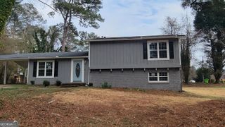 595 Lakeridge Drive SE, Conyers, GA 30094
