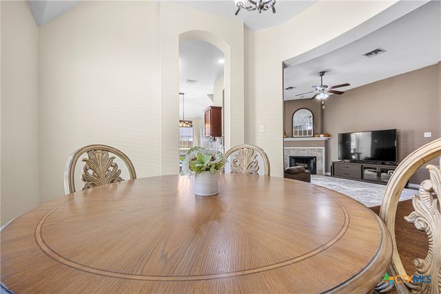 6406 Louise Lane, Killeen, TX 76549