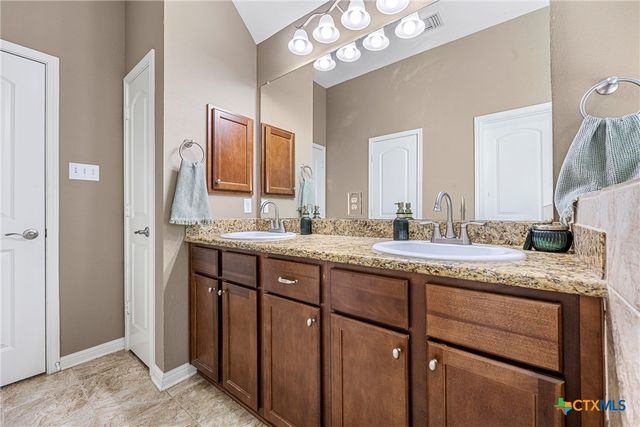 6406 Louise Lane, Killeen, TX 76549