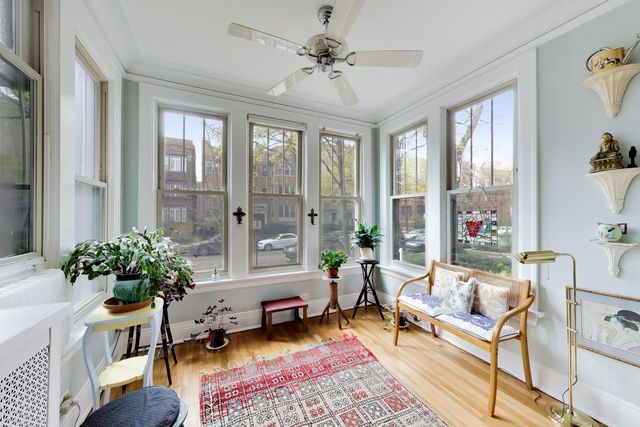 1324 W Albion Avenue 1E, Chicago, IL 60626