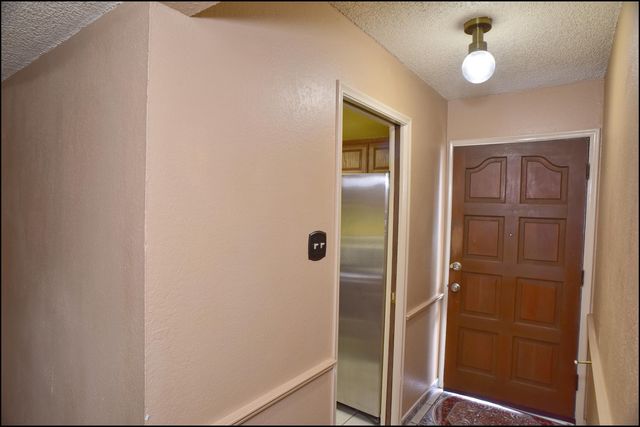 6700 Escondido Drive C2, El Paso, TX 79912