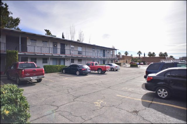 6700 Escondido Drive C2, El Paso, TX 79912