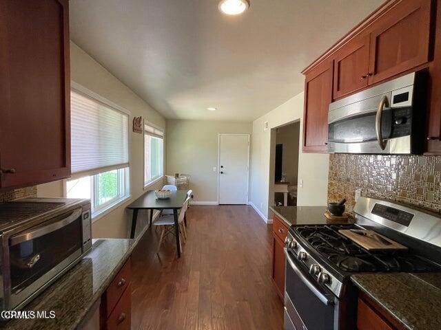 740 E Hillcrest Drive, Thousand Oaks, CA 91360