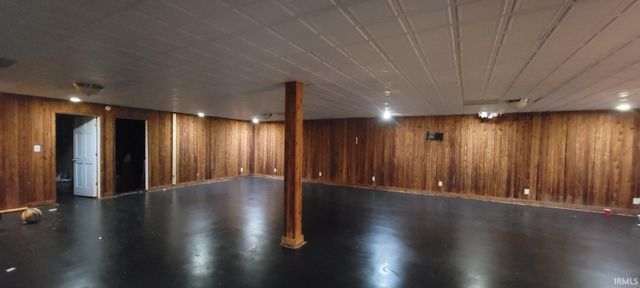 2760 N State Road 37, Paoli, IN 47454