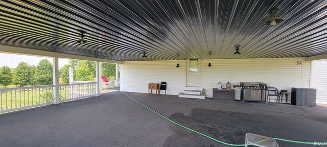 2760 N State Road 37, Paoli, IN 47454