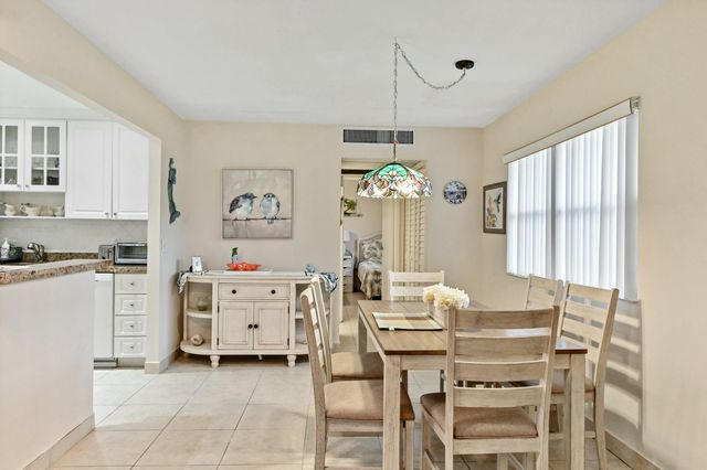 91 Waterford D, Delray Beach, FL 33446