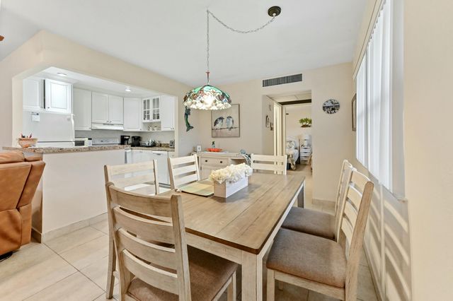 91 Waterford D, Delray Beach, FL 33446