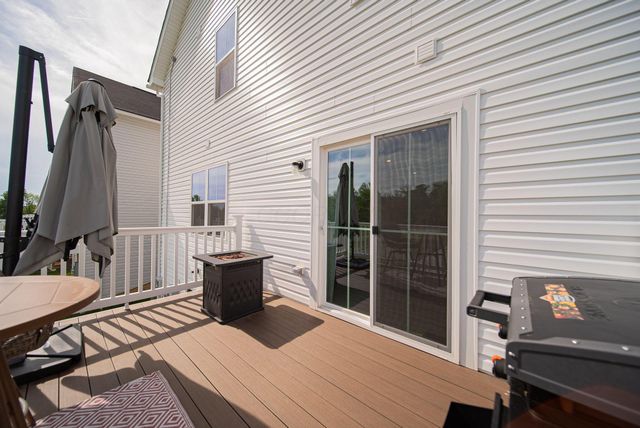 8577 Gable Loop, Canal Winchester, OH 43110