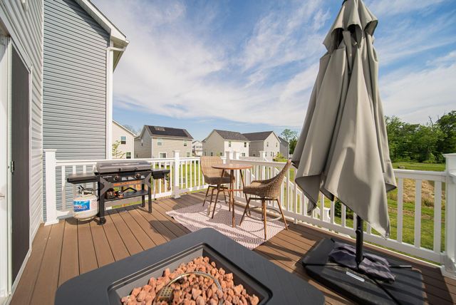 8577 Gable Loop, Canal Winchester, OH 43110
