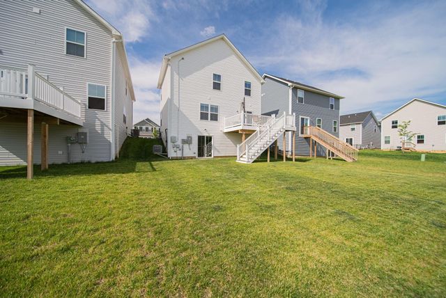 8577 Gable Loop, Canal Winchester, OH 43110